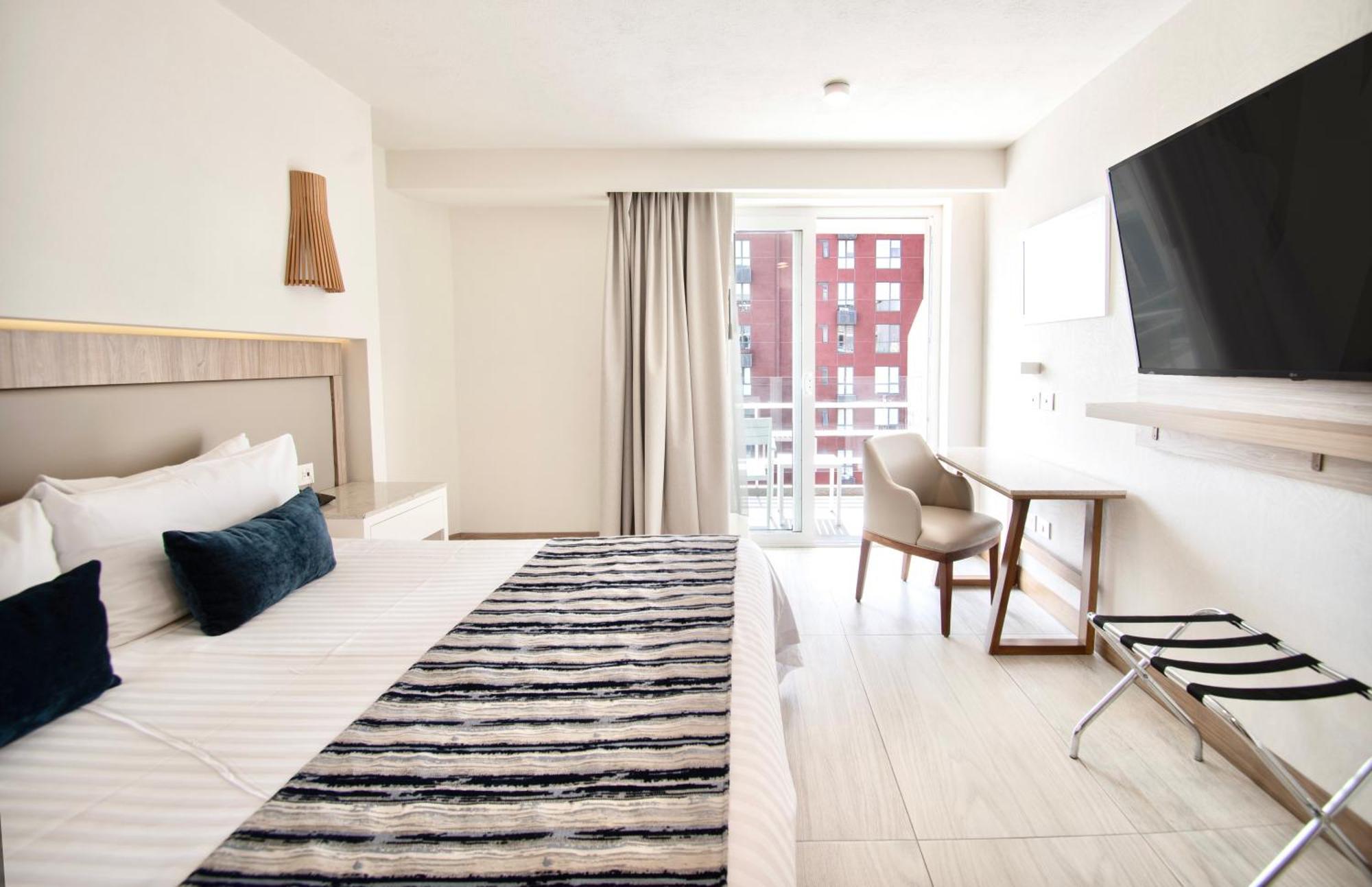 Hotel Velvet Plaza Guadalajara Zewnętrze zdjęcie
