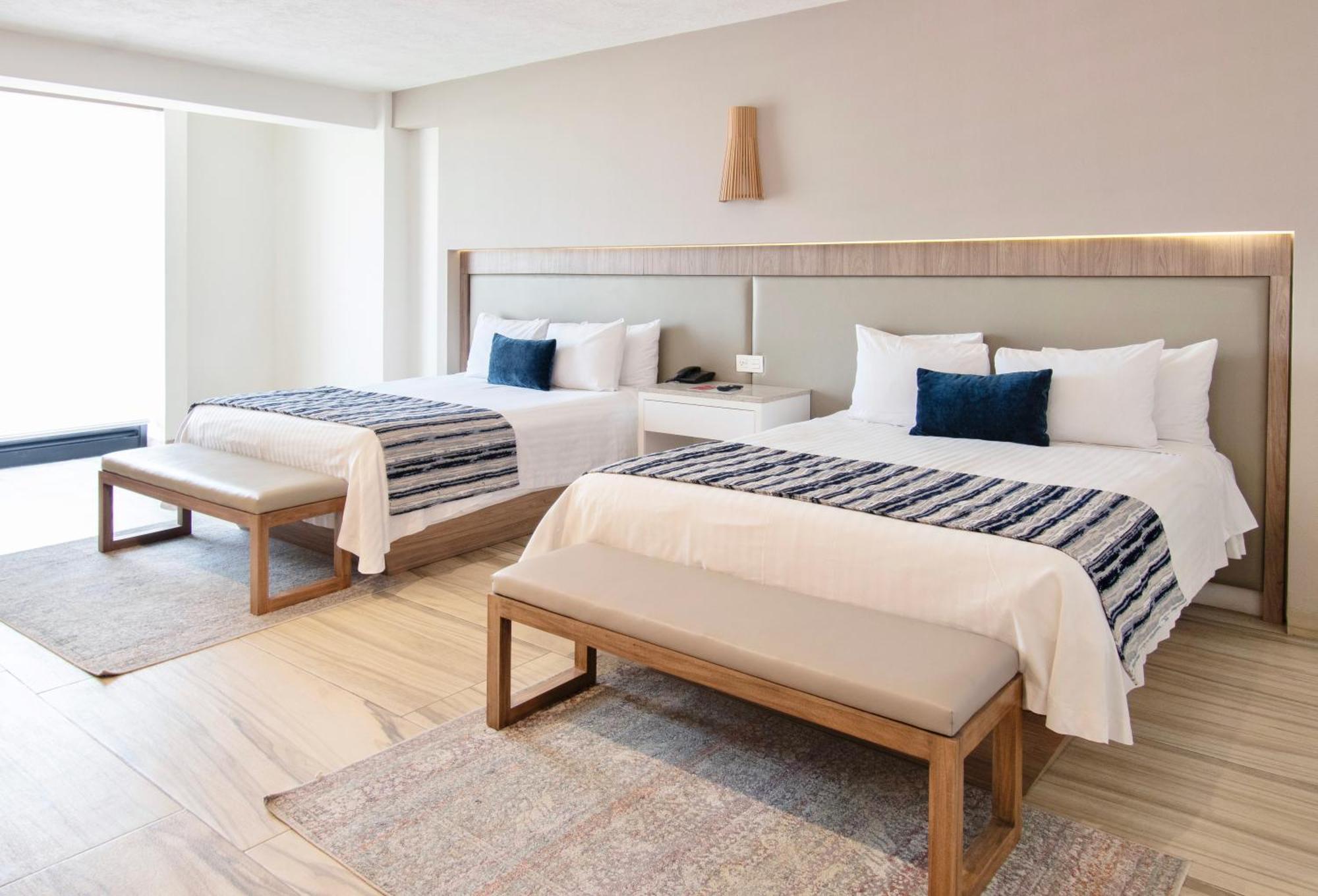 Hotel Velvet Plaza Guadalajara Zewnętrze zdjęcie
