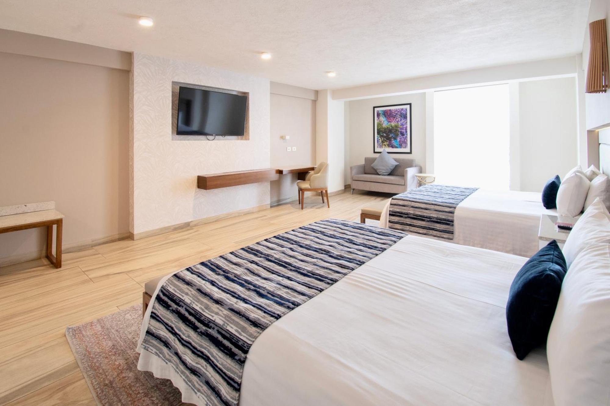 Hotel Velvet Plaza Guadalajara Zewnętrze zdjęcie