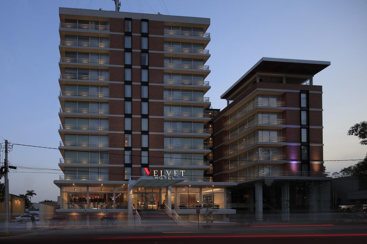 Hotel Velvet Plaza Guadalajara Zewnętrze zdjęcie