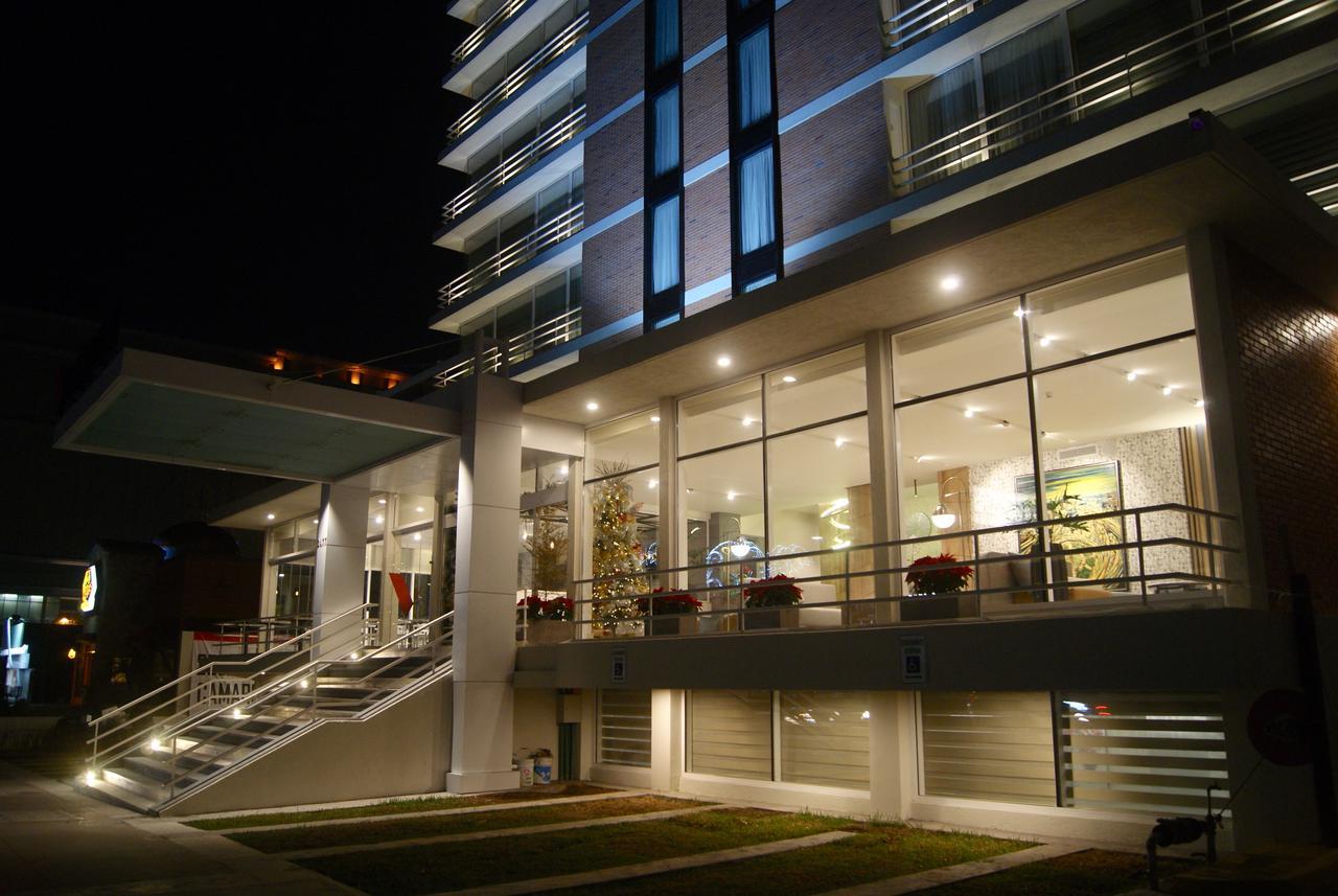 Hotel Velvet Plaza Guadalajara Zewnętrze zdjęcie