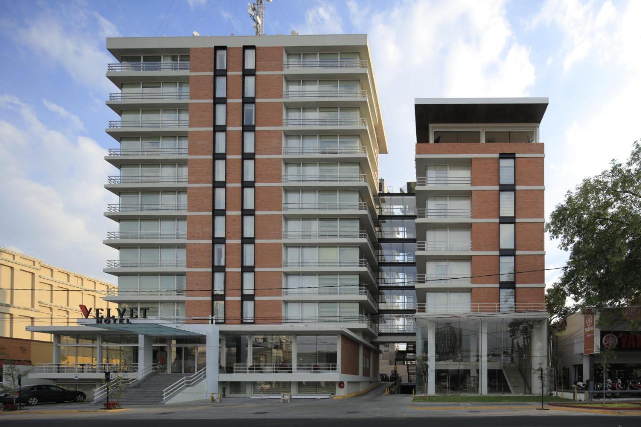 Hotel Velvet Plaza Guadalajara Zewnętrze zdjęcie